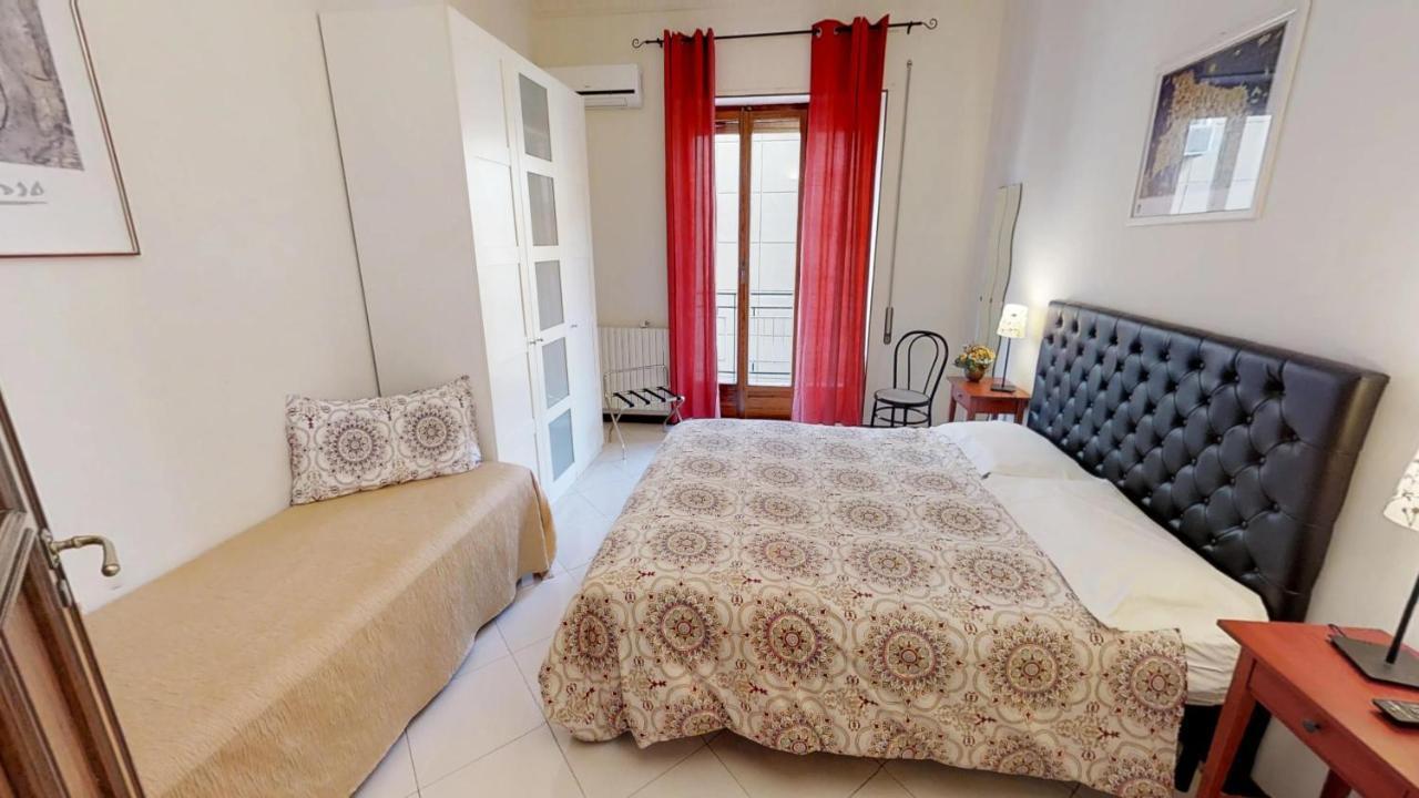 B&B Dietro Il Politeama Palermo Exterior foto