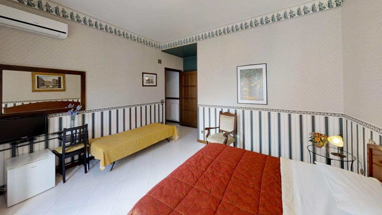 B&B Dietro Il Politeama Palermo Exterior foto